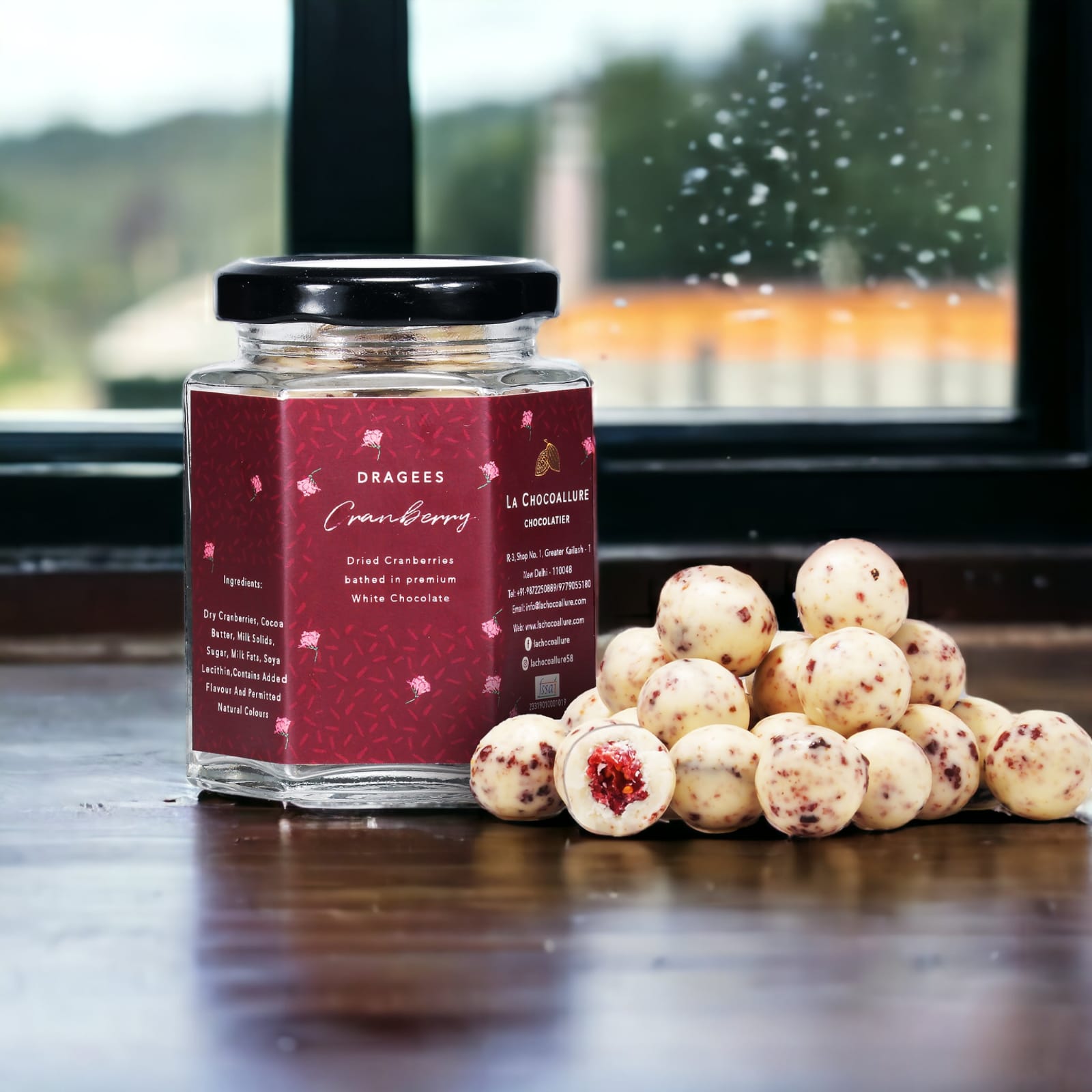 La Chocoallure Balance Gift Box | Burnt Caramel Almonds and Cranberry Dragees